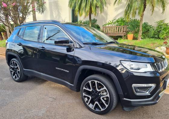 JEEP COMPASS 2.0 16V FLEX LIMITED AUTOMÁTICO JEEP COMPASS 2.0 16V FLEX LIMITED AUTOMÁTICO